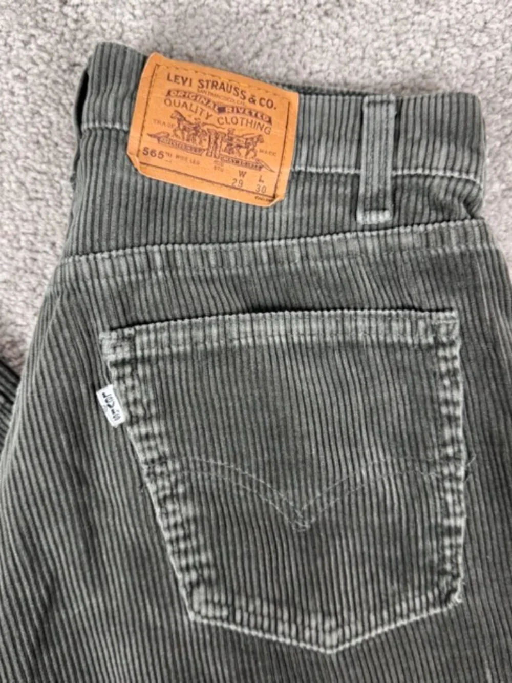 Vintage Levis 565 Student Wide Leg Corduroy Pant Gray 29x30 Made in USA 1997